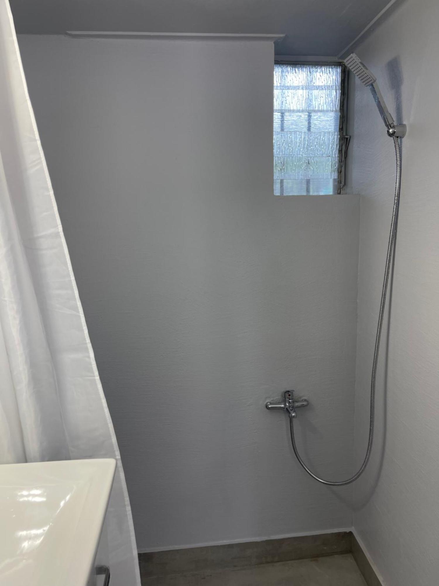Airpoint Renovated Apartment Artemida  Exterior foto